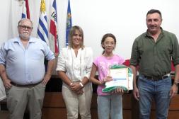 Reconocimientos a artistas locales  premiados en concurso internacional