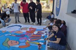 Liceo 2 celebra la tradición con  un desfile y homenajes históricos