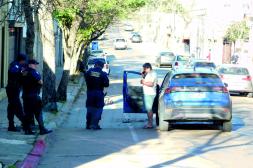 Policía incautó un arma de fuego tras una  discusión con amenazas en calle Agraciada