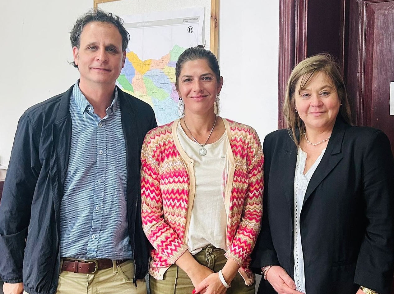 Taruselli mantuvo encuentro de  trabajo con Aldeas Infantiles SOS
