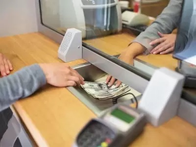 Los bancos cambiarán tradicional  horario y atenderán desde las 10