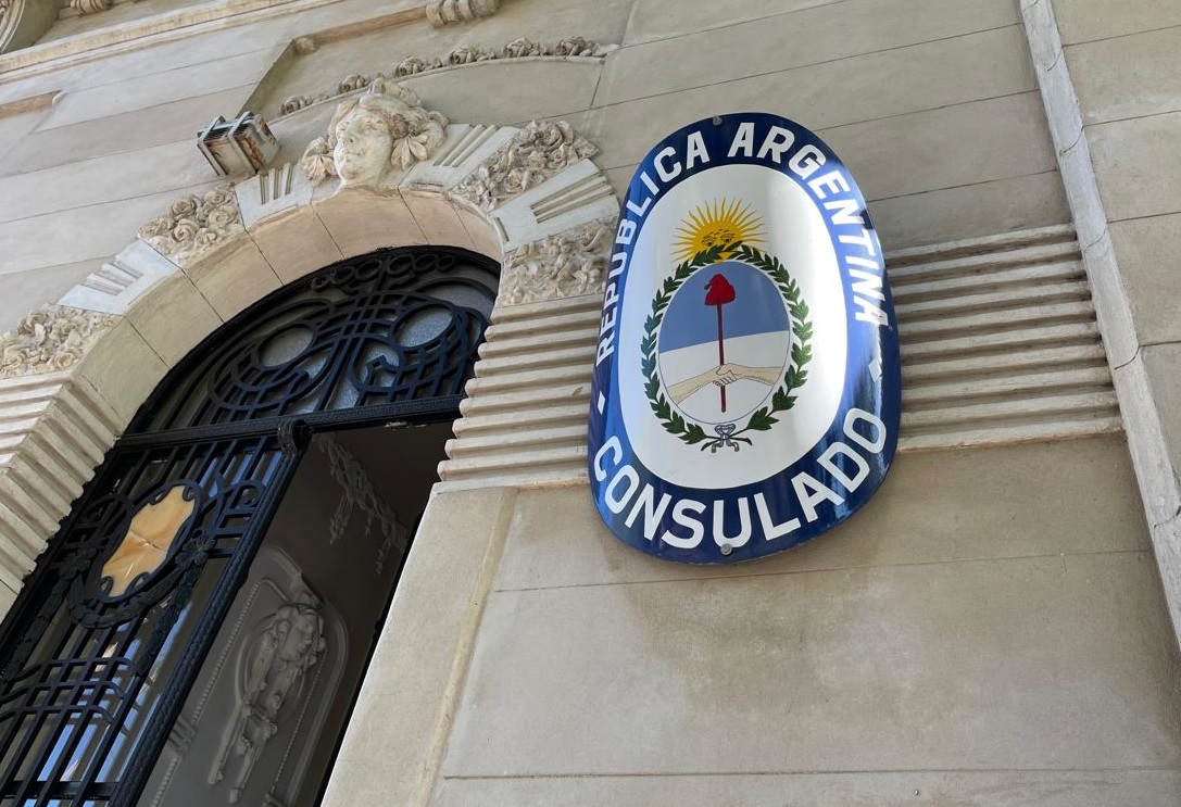 Este domingo los argentinos habilitados  pueden votar en el Consulado en Salto