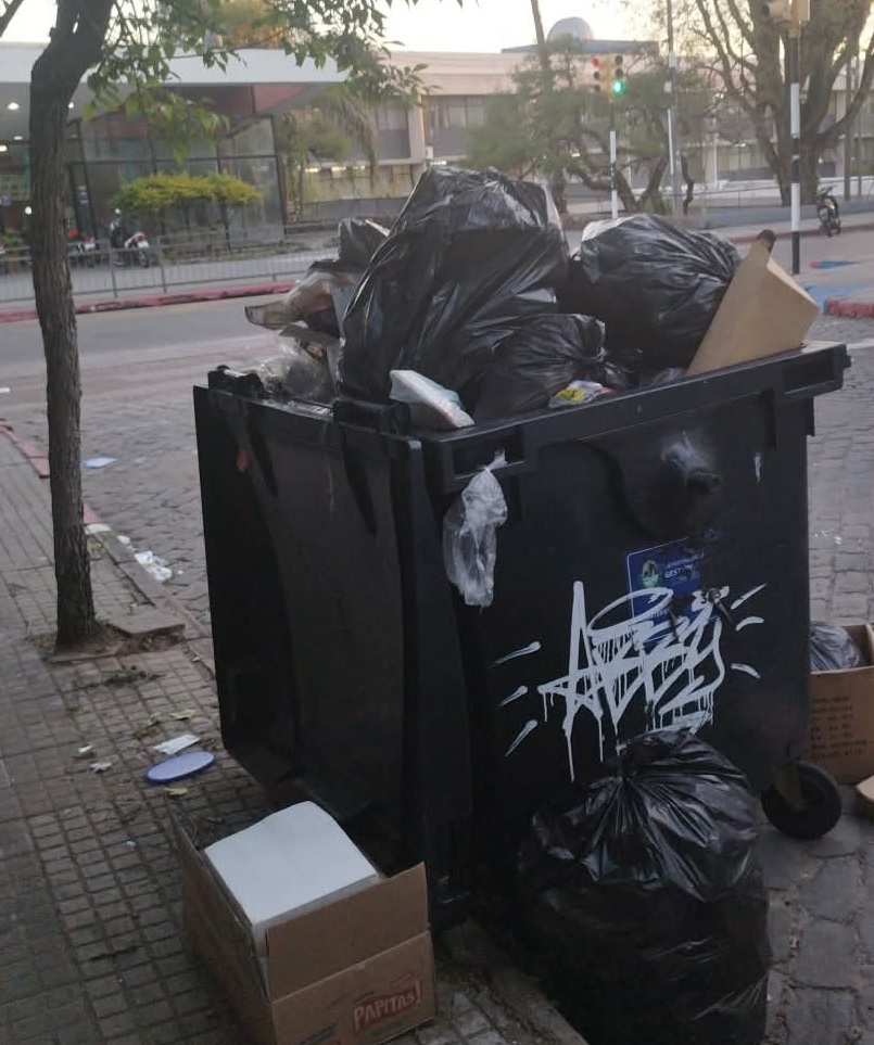 Látidos: Insostenible, a no descuidarse y más...