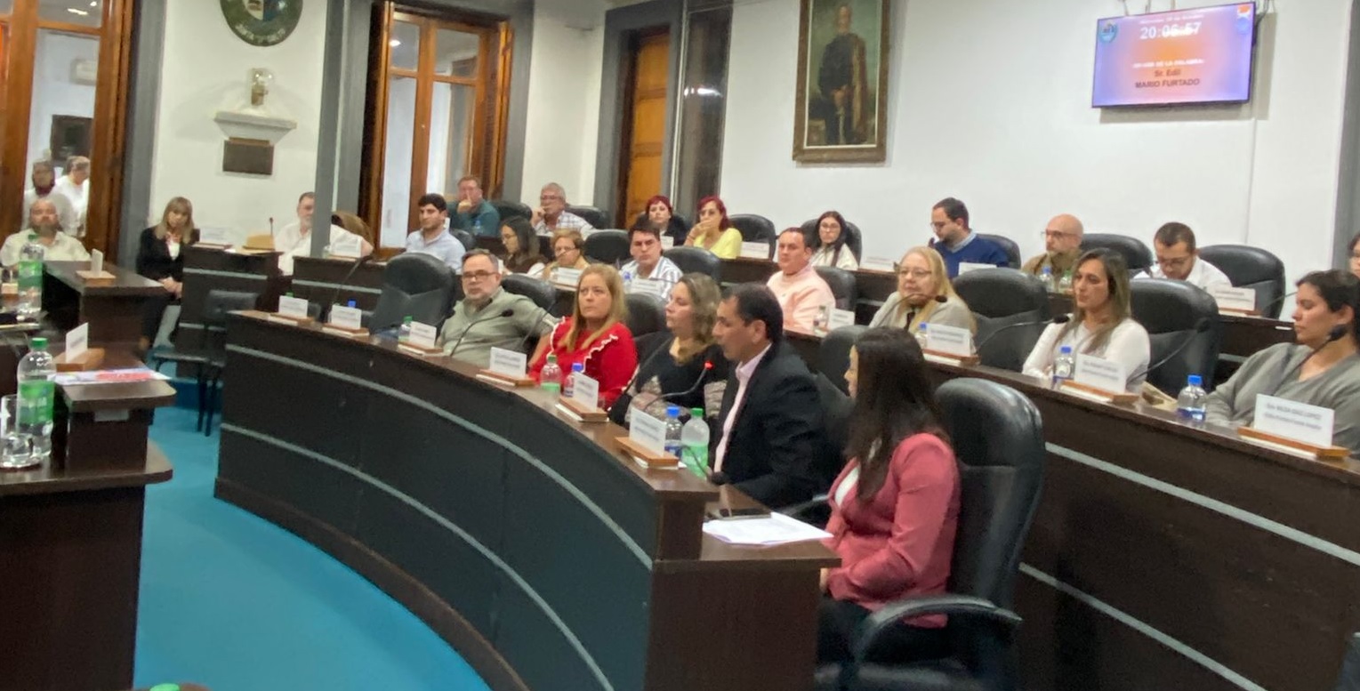 Jutep: Junta Departamental aprobó como satisfactorios argumentos del equipo jurídico de Intendencia de Salto