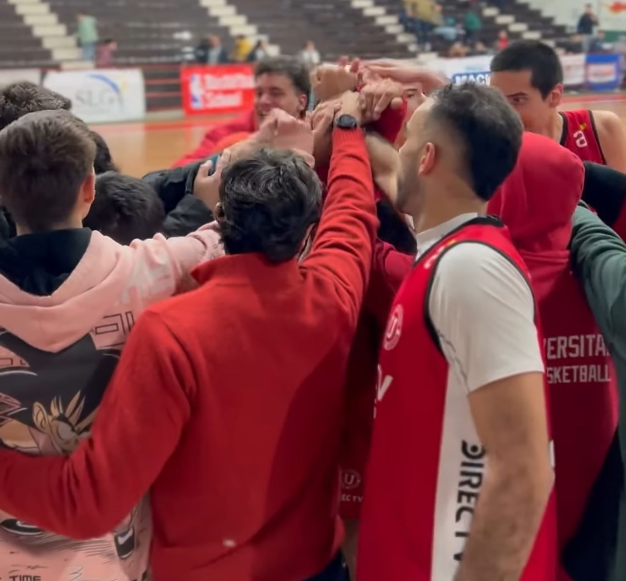 Universitario volvió a ganar y se recupera.