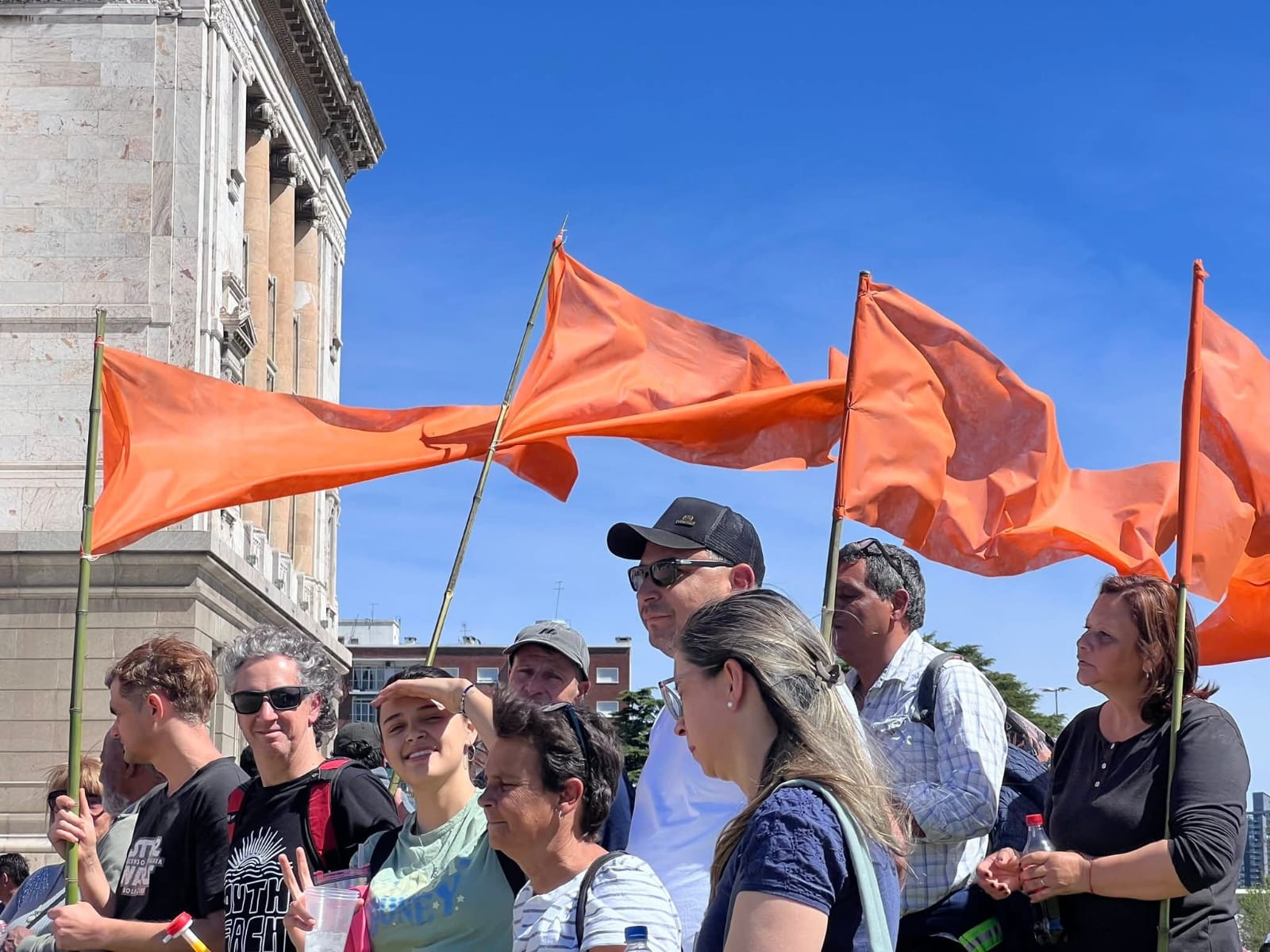 Paro Nacional con Adhesión y Movilización de ADEOMS en Salto