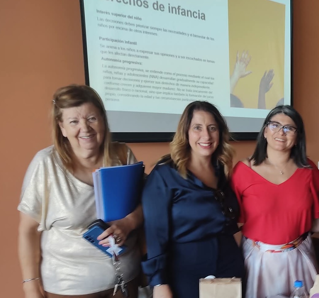 Jornada abordó "Infancias en  riesgo por violencia de género"