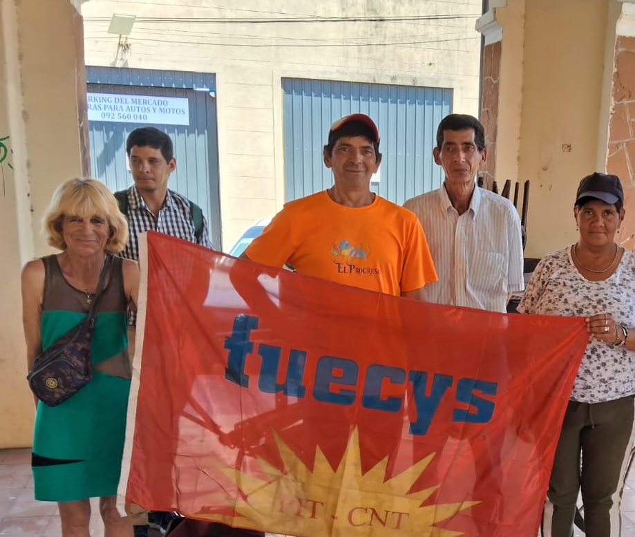 Tensión entre cuidacoches e Intendencia de Salto por denuncias de ceses y exigencia en horarios de trabajo