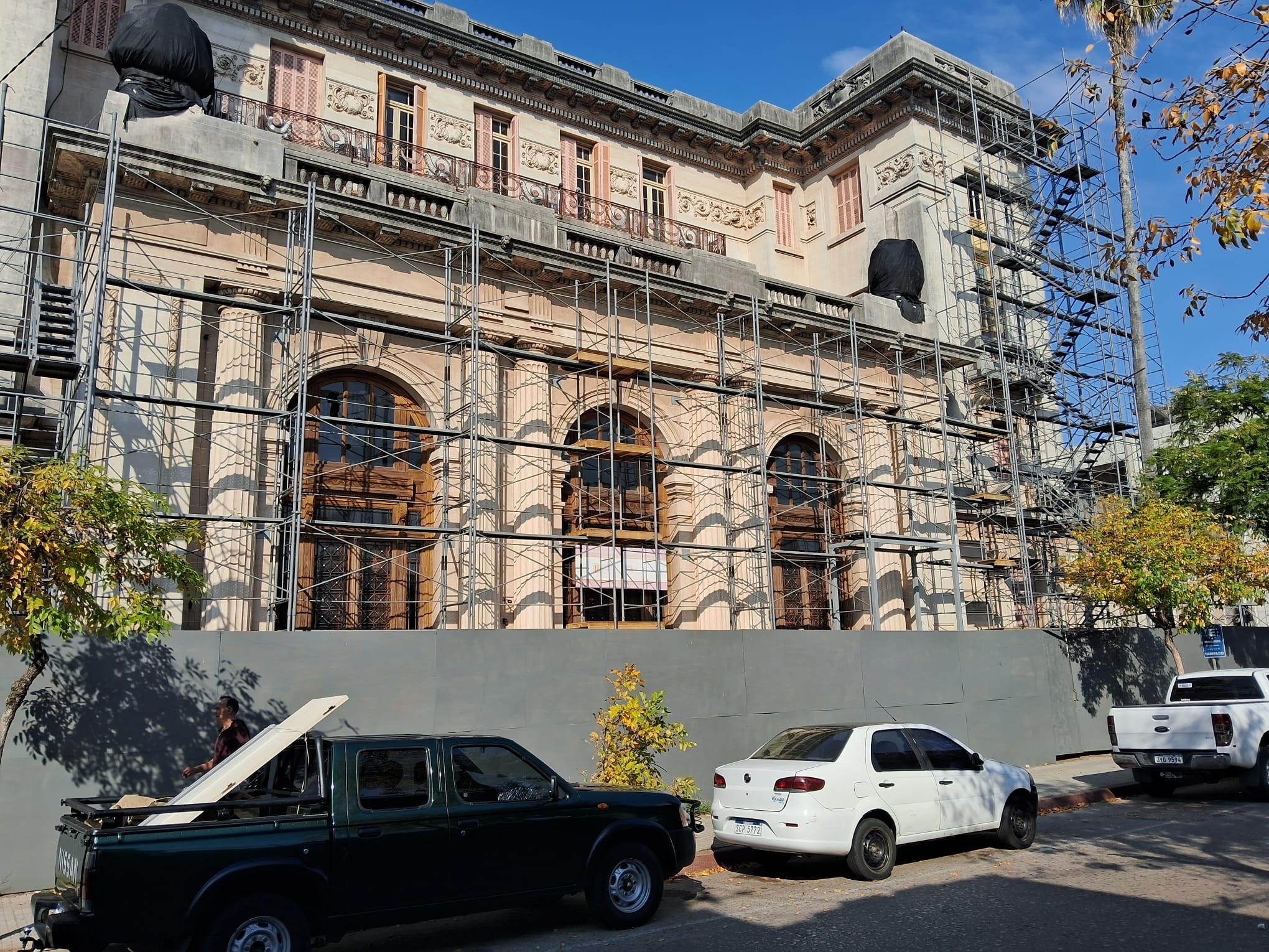 Latidos: Reparación, olor a podrido y más...