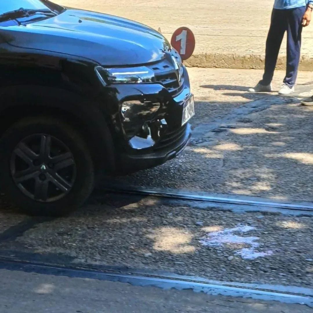 Mujer con lesiones de entidad al ser embestida por una camioneta