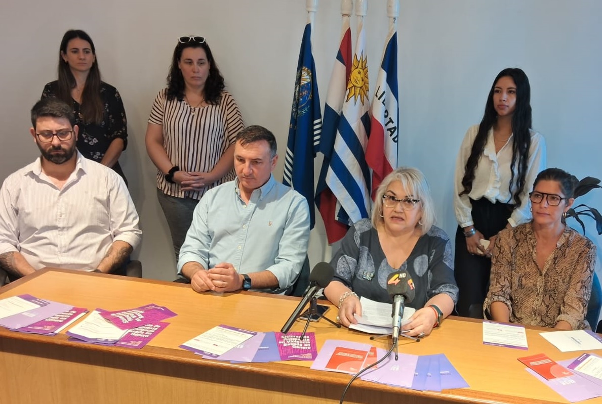 Conferencia con notoria ausencia de la Policía, Fiscalía, ANEP, INAU y MSP