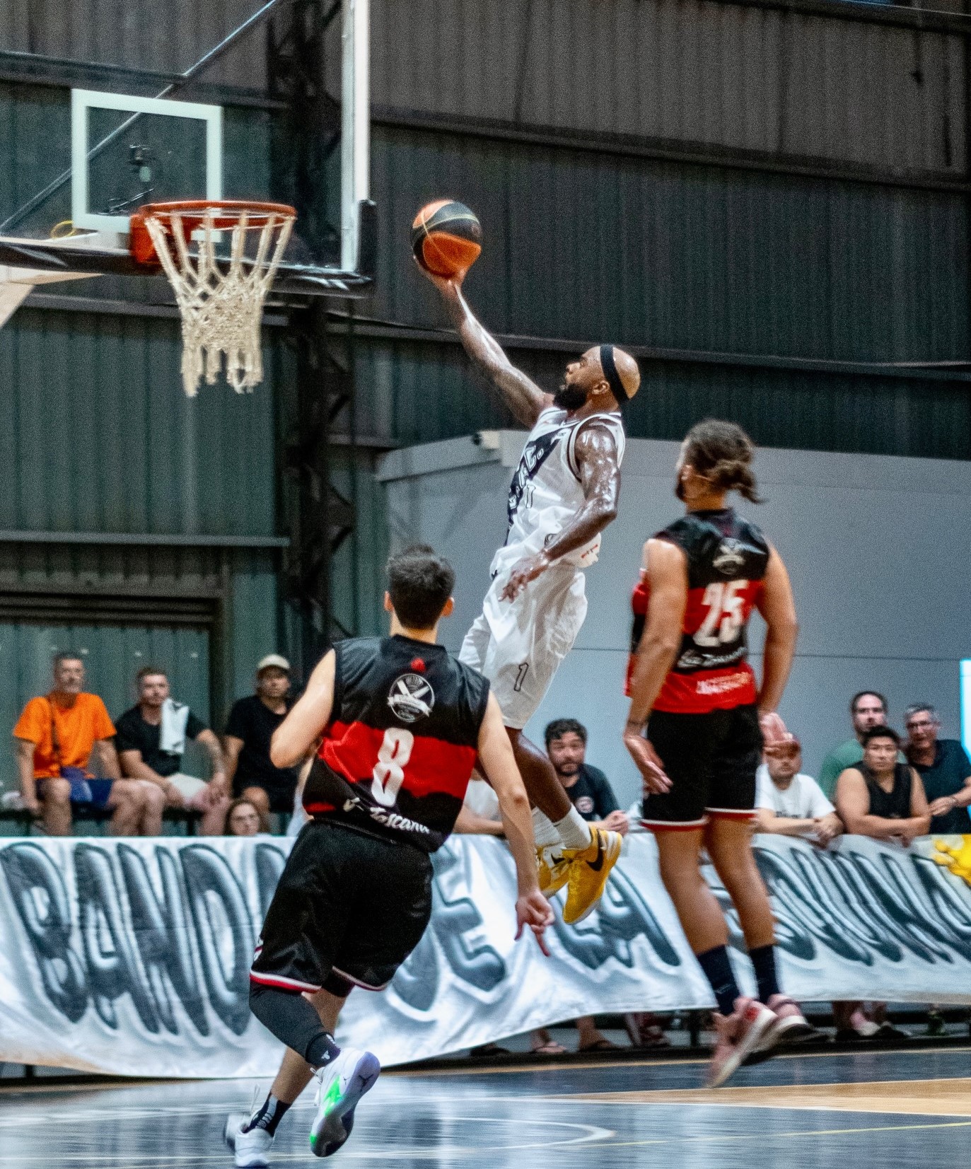 Juventus y Salto Uruguay encaminaron  las series semifinales del Salteño