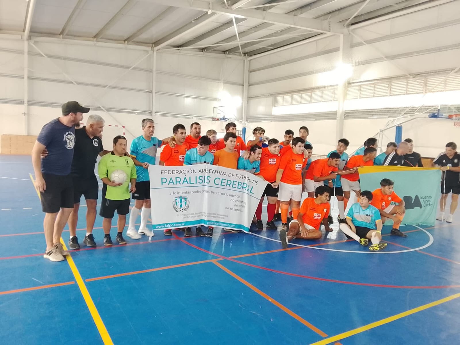 Encuentro de Fútbol inclusivo en el Polideportivo de Plaza de Deportes Nº 1