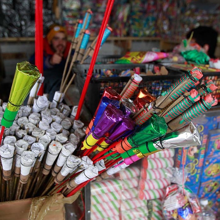 Informan sobre las inscripciones para tramitar permiso habilitante a comercialización de pirotecnia