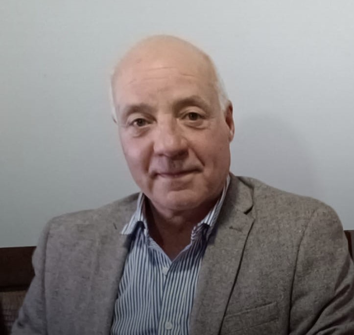 César Signorelli sigue como  presidente en Ferro Carril 