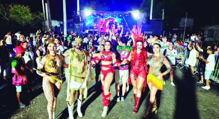 Asociación de Escuelas de Samba de Salto anuncia su lanzamiento y elección de la Corte del Carnaval 2026