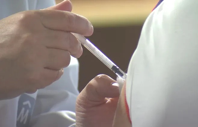 MSP actualizará las vacunas  contra la gripe A y el covid-19