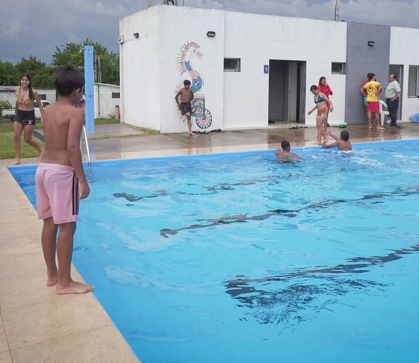 Reinauguraron la Piscina Nº 8,   única piscina pública del interior