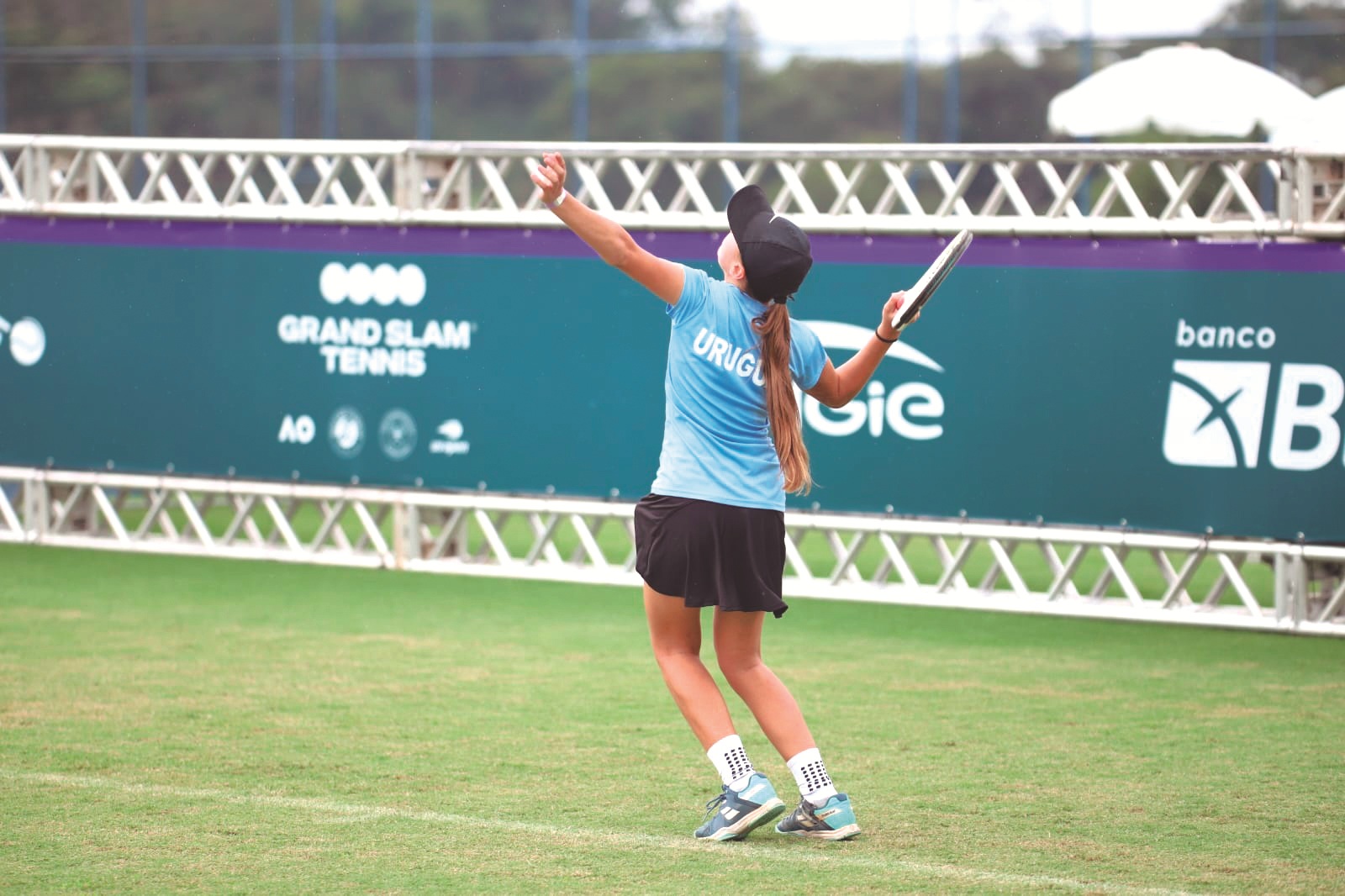 Perfiles - Tenis - Malvina Gutierrez: Jugadora salteña de 14 años  es Campeona Nacional Sub 16