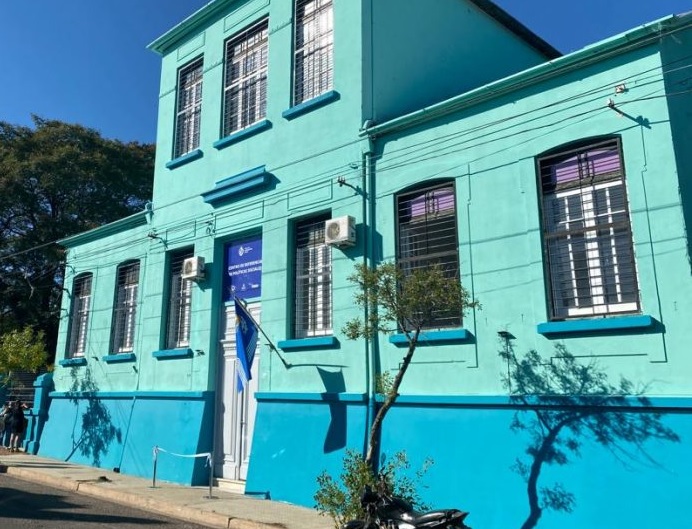 Promesas incumplidas: 7 meses después, nada cambió para una madre y sus 4 hijos que vive en precaria casa