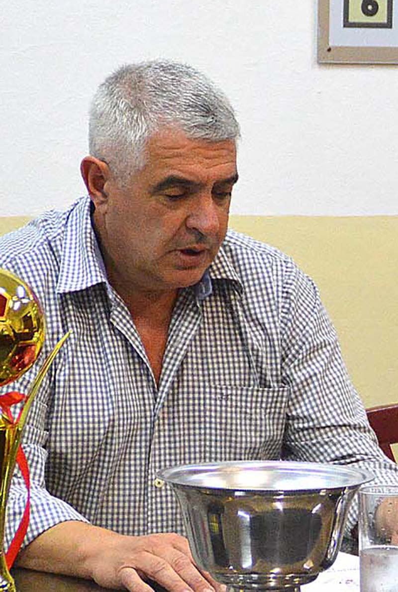 Arrseigor se retiró de la sesión y terminó presidiendo la reunión Daniel Schiavi.