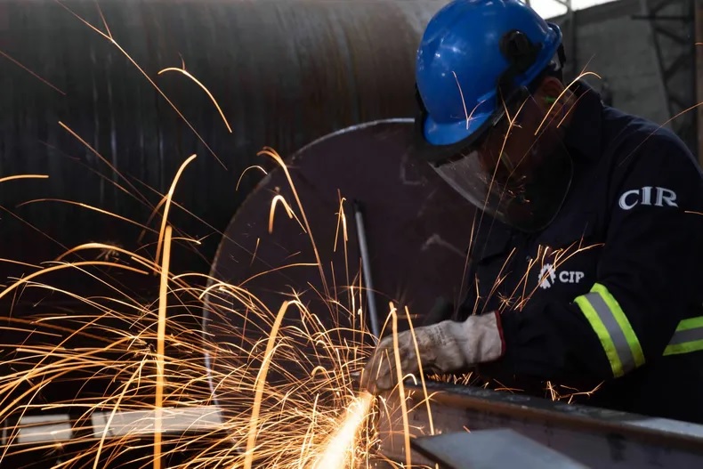 Actividad, empleo y desempleo estables  en febrero tras comparación con enero