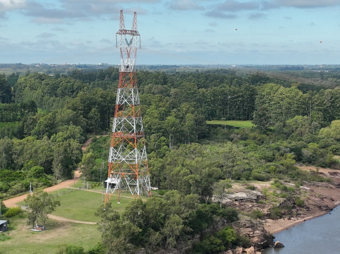 Salto Grande instalará equipamiento  para reducir el riesgo hídrico en Salto