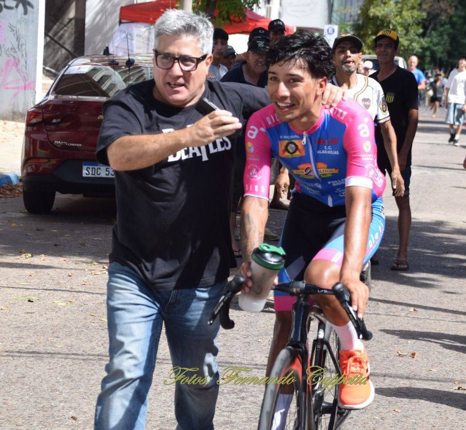 Vuelta Ciclista del Uruguay : Mateo Mascarañas ganó en  Tacuarembó, Lucas Gaday lidera