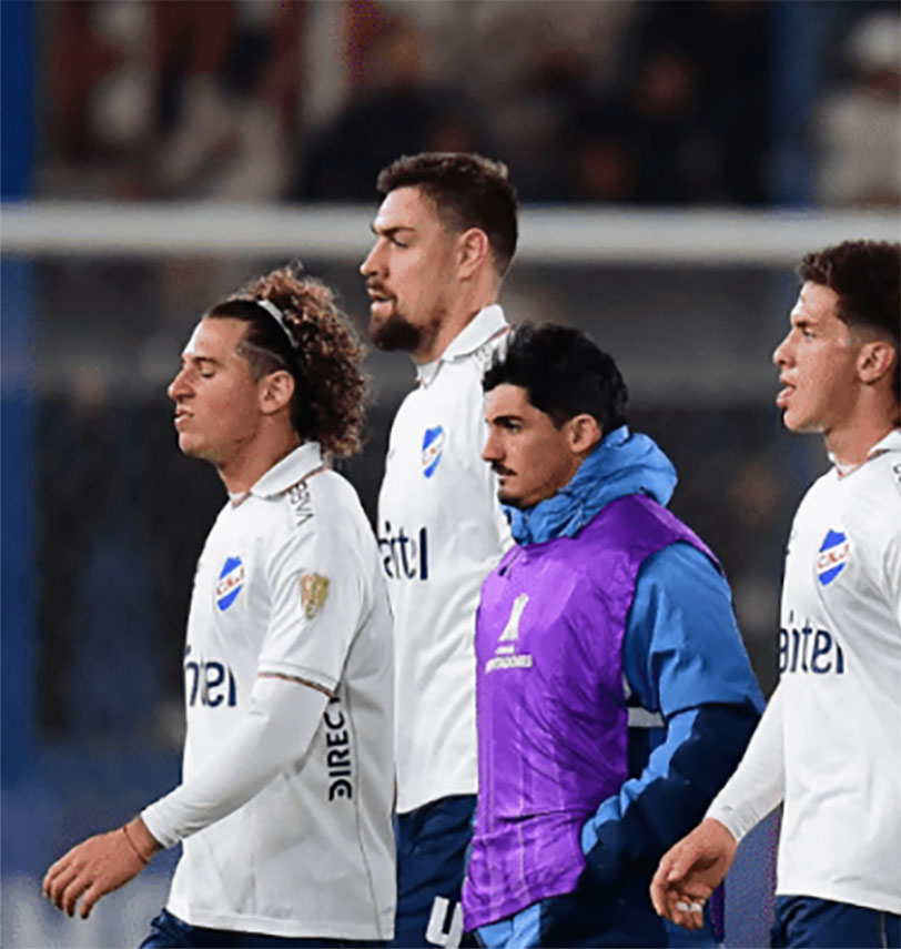 Los jugadores fueron blanco de reprobación en la eliminación de Copa Libertadores.