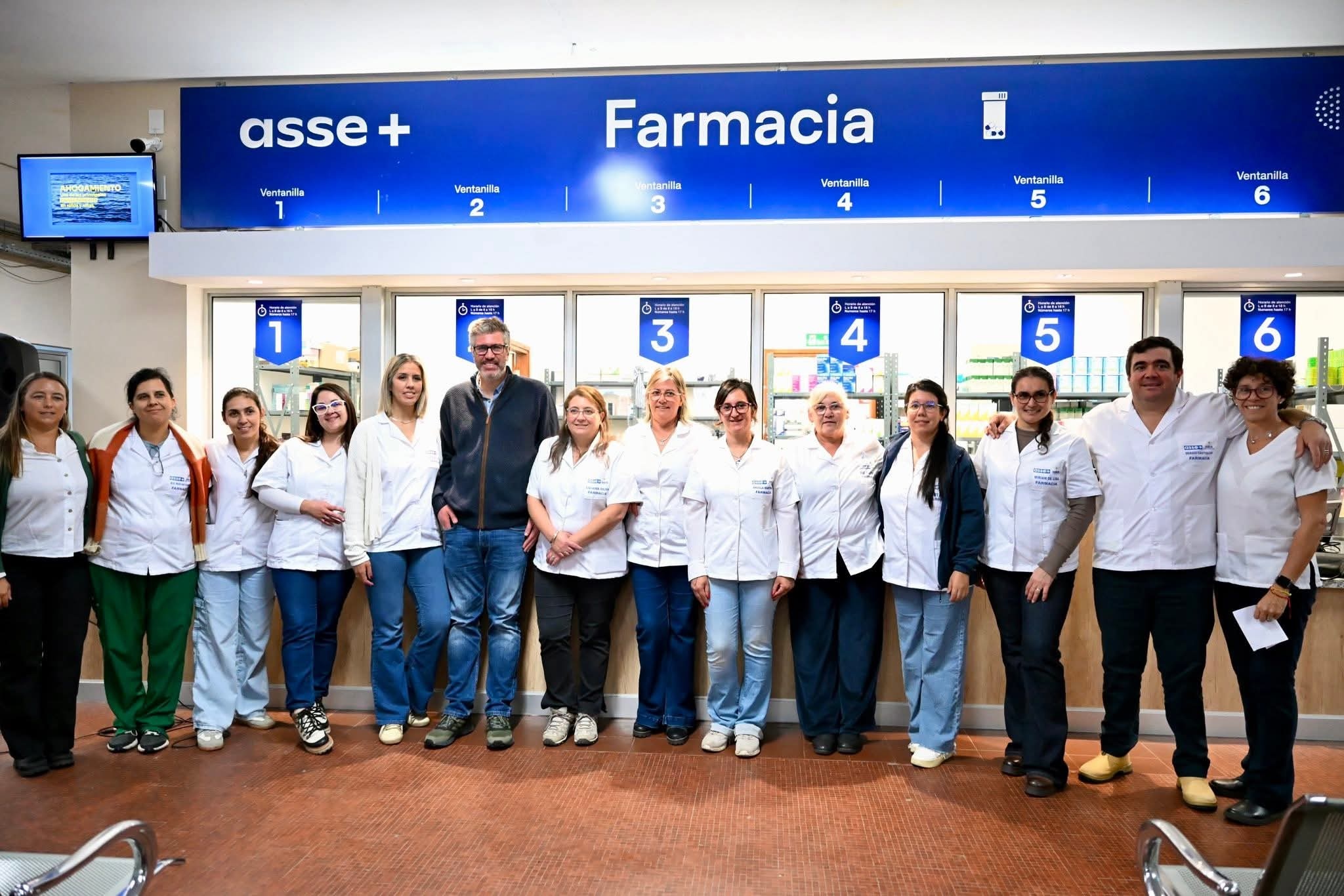 Autoridades de ASSE inauguraron  la nueva farmacia del Hospital Salto 