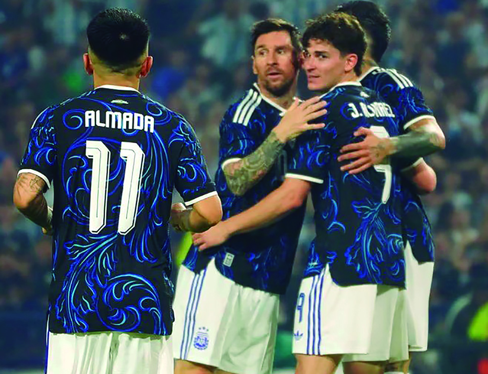 Argentina juega hoy ante Islandia.