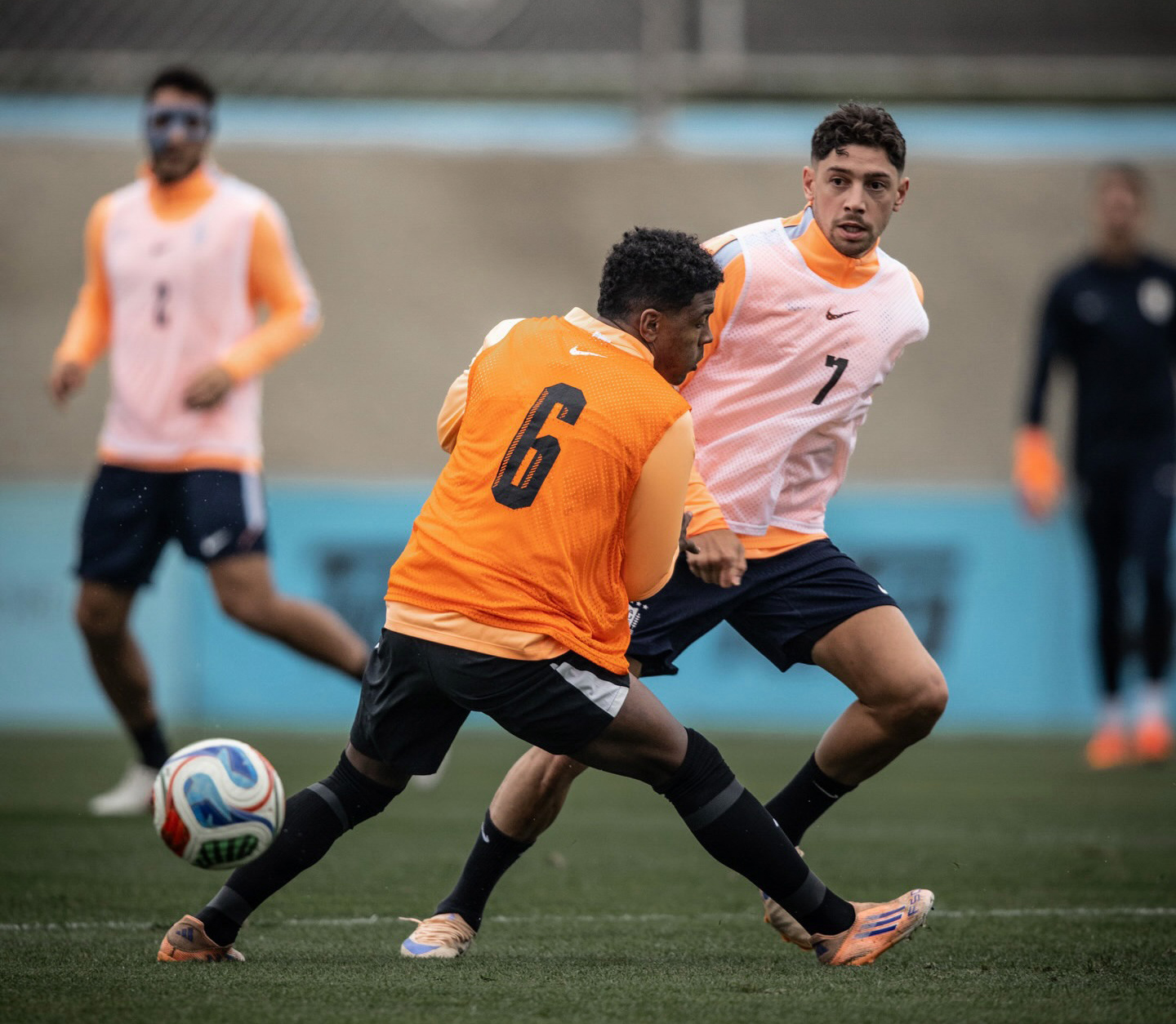 La mayoría de los futbolistas ha entrenado toda la semana. Foto AUF