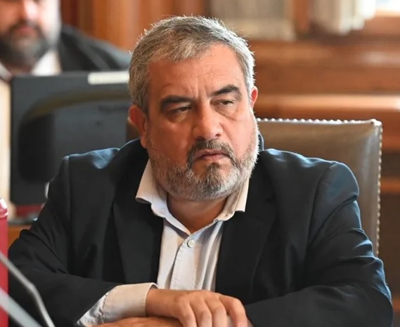 De Brum exige explicaciones al Gobierno  por recorte en descuento de combustibles
