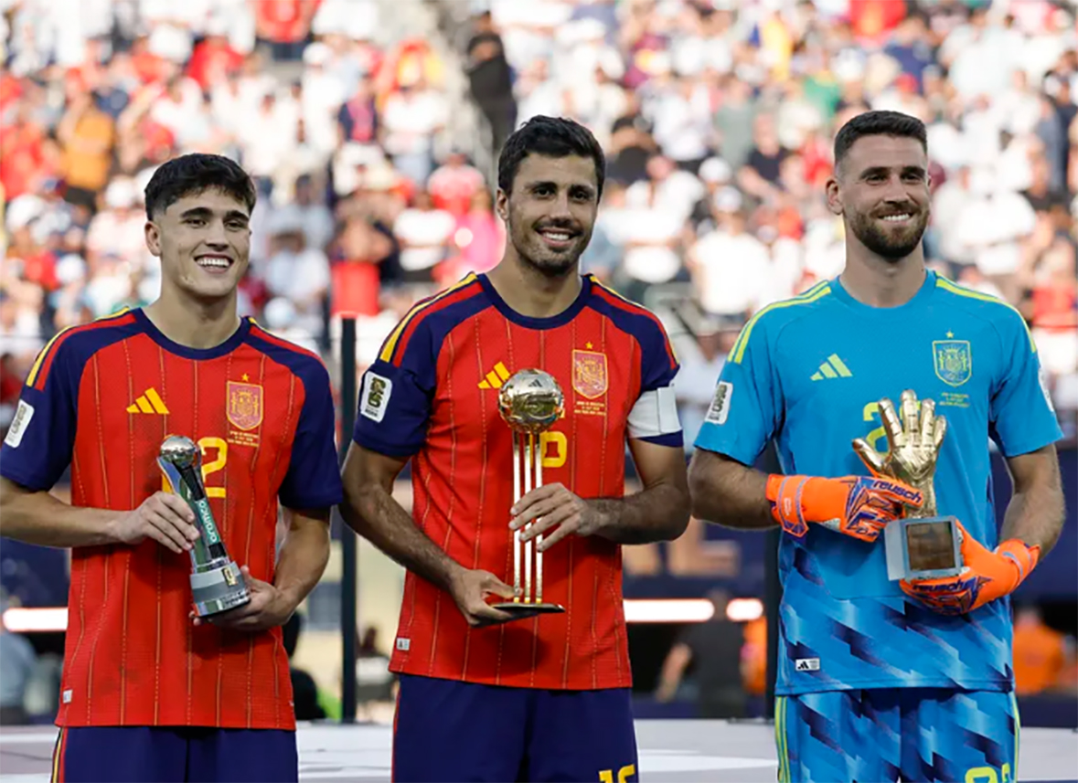 Mbappé se quedó con la Bota de Oro