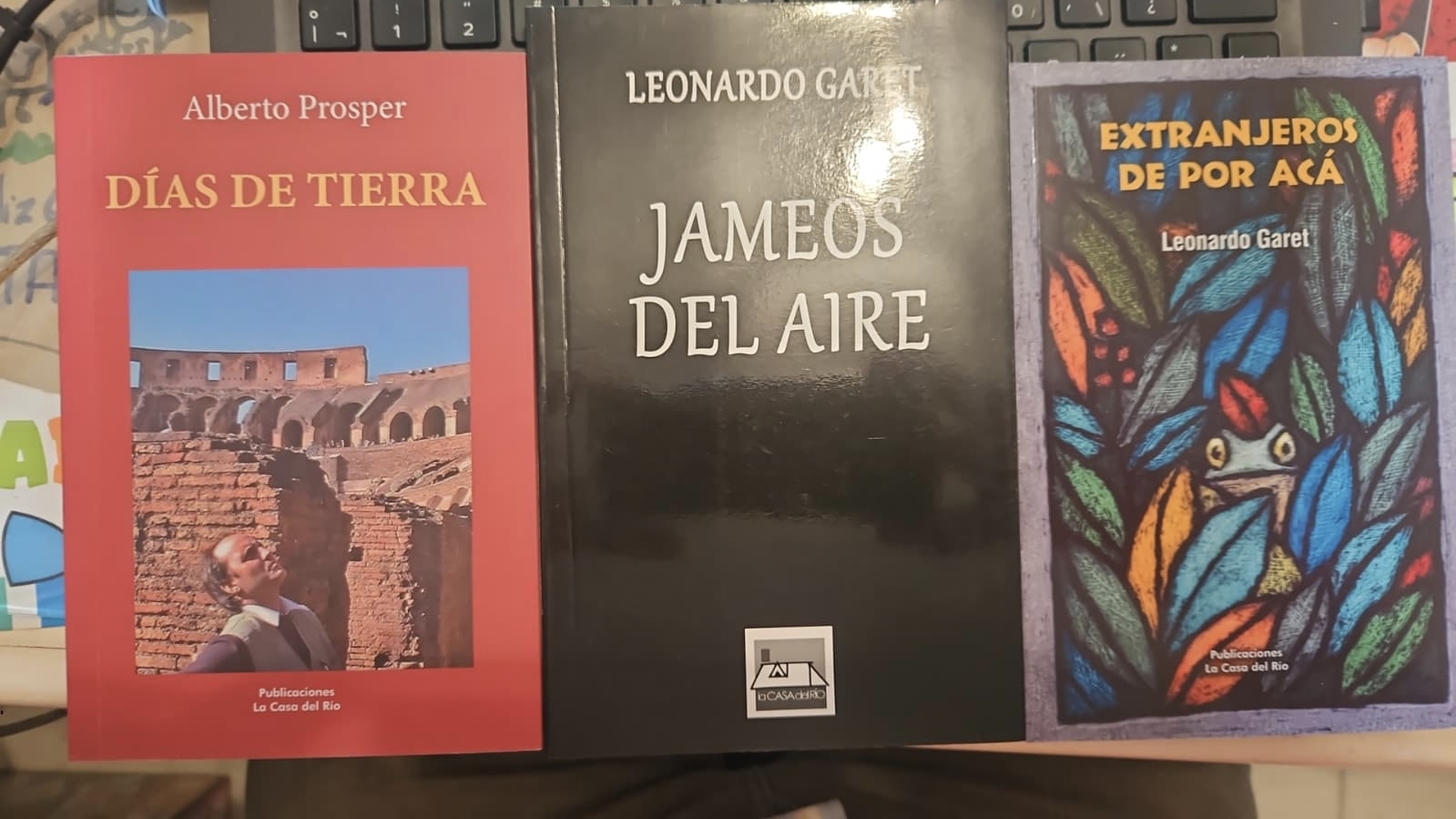 Tres libros de autores salteños a total beneficio de la Fundación Pérez Scremini