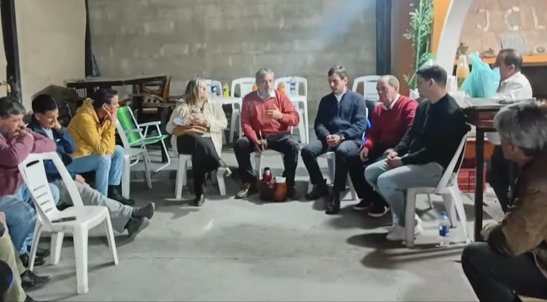Comerciantes mantienen crucial reunión  con legisladores por una mayor seguridad