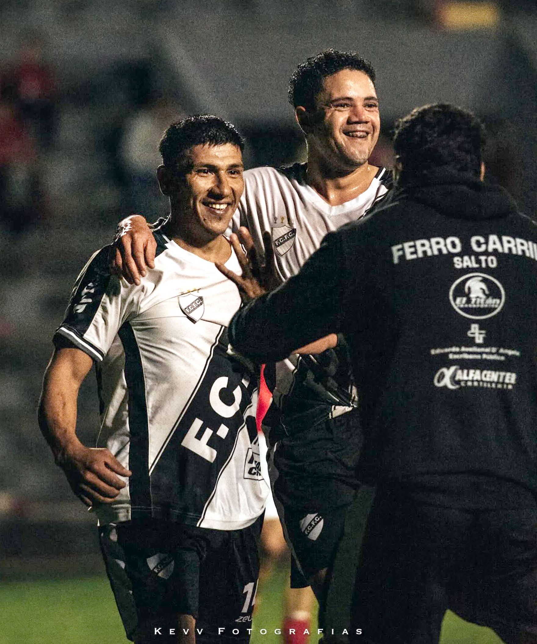 Ferro Carril fue más pero no lo pudo ganar.
