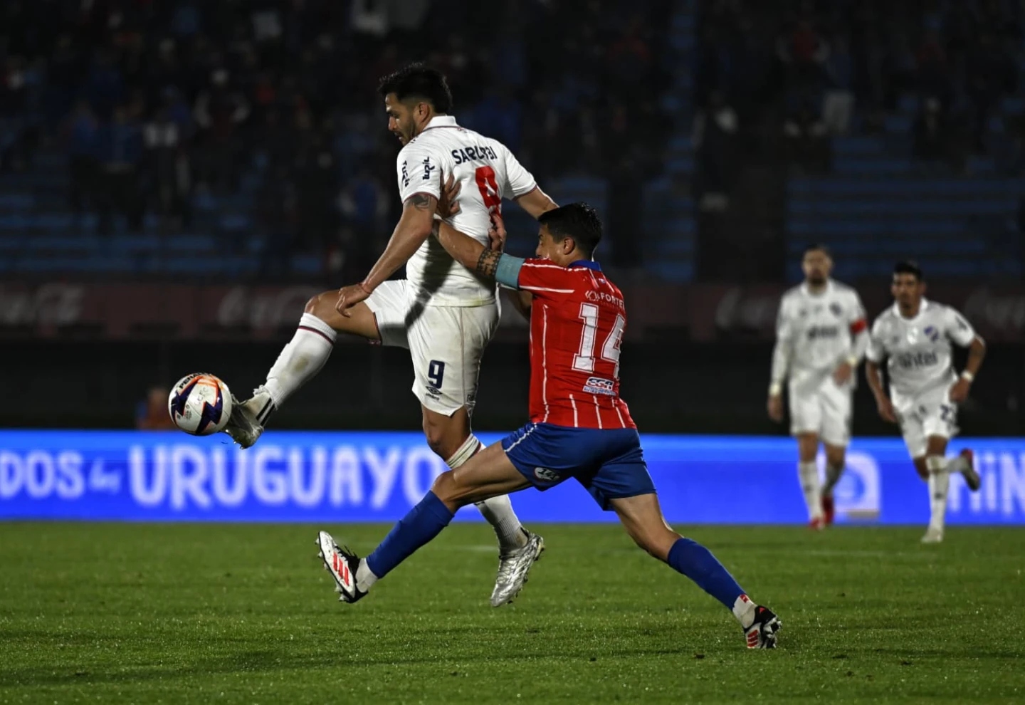 Con lo justo el tricolor sumó una nueva victoria. Foto: 'El País'