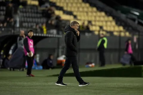 Peñarol respalda la continuidad de Aguirre