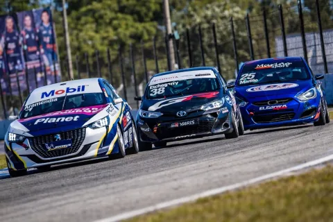 Mucho automovilismo de viernes a domingo