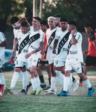 Se jijean. Ferro Carril metió una racha apoteósica y se lleva la primera rueda. Foto: F2 Deportes / LSF. 