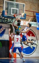 Continúa jueves y viernes la actividad local en básquet de primera salteño. Foto: Kevv Fotografías