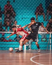 Fénix derrotó a Huracán y es el único invicto que queda en el año.