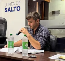 El director de Obras, Juan Manuel Texeira Núñez  en la Junta.