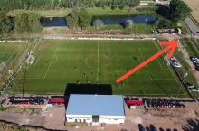 La imagen aérea del escenario de Juanicó con el ingreso de la parcialidad de Ceibal marcado con flecha.