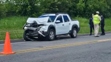 Conductor de una camioneta murió y su acompañante resultó lesionado 