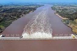 Salto Grande confirma las cotas del  río Uruguay frente al puerto de Salto