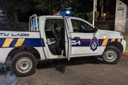 Policía investiga ataques con arma  de fuego contra una casa y comercio