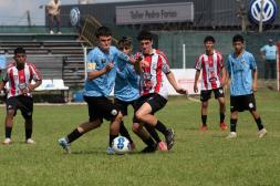 Sub 14: los gurises se trajeron tres puntos y goles de ventaja desde Fray Bentos