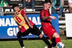 Nacional y Salto Nuevo juegan a ojos vendados, Gladiador y 'U' obligados